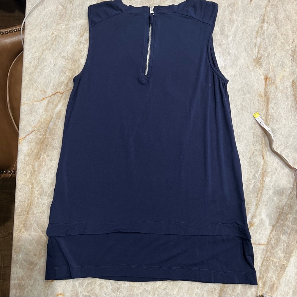 DISNEY PARKS Graphic T Knit Top FL Walt DW Magic Kingdom Epcot Women XS Loose‎ - Picture 4 of 5